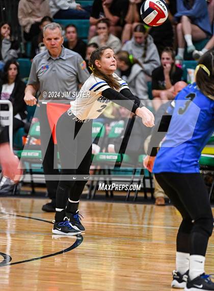 Thumbnail 3 in McMullen County vs Richards (UIL Volleyball 1A Region III Semifinal) photogallery.