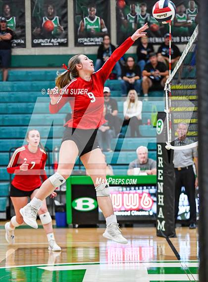 Thumbnail 2 in McMullen County vs Richards (UIL Volleyball 1A Region III Semifinal) photogallery.