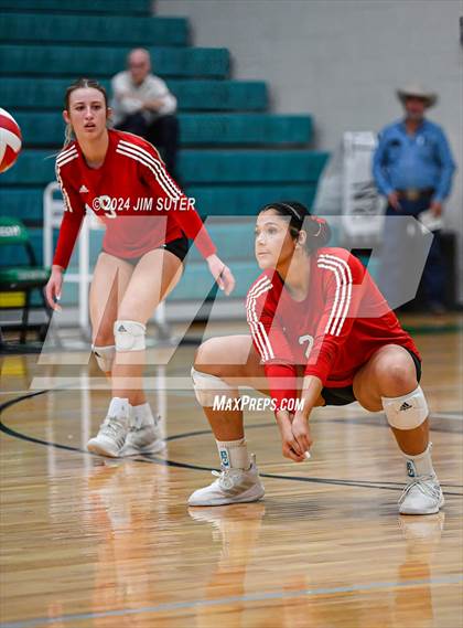 Thumbnail 1 in McMullen County vs Richards (UIL Volleyball 1A Region III Semifinal) photogallery.