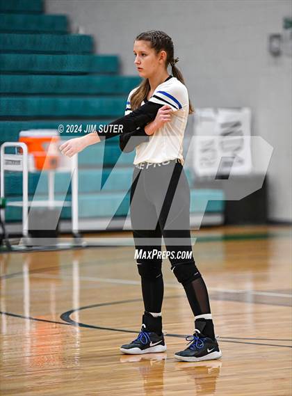 Thumbnail 3 in McMullen County vs Richards (UIL Volleyball 1A Region III Semifinal) photogallery.
