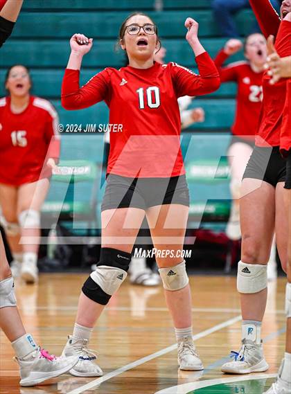 Thumbnail 2 in McMullen County vs Richards (UIL Volleyball 1A Region III Semifinal) photogallery.