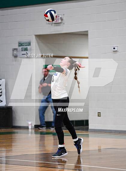 Thumbnail 3 in McMullen County vs Richards (UIL Volleyball 1A Region III Semifinal) photogallery.