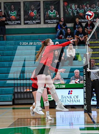 Thumbnail 2 in McMullen County vs Richards (UIL Volleyball 1A Region III Semifinal) photogallery.