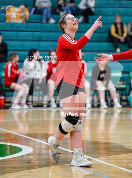 Thumbnail 2 in McMullen County vs Richards (UIL Volleyball 1A Region III Semifinal) photogallery.