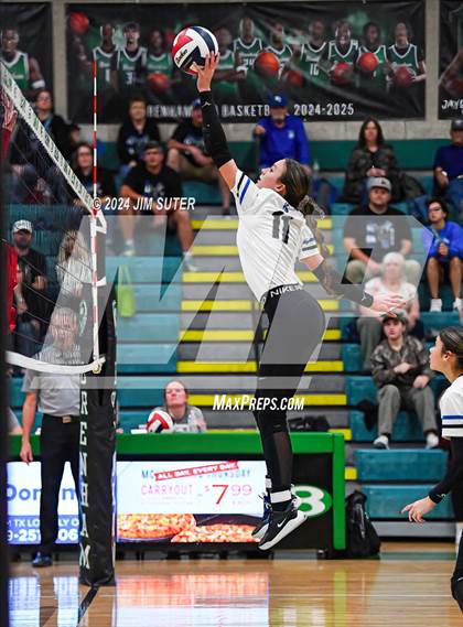 Thumbnail 2 in McMullen County vs Richards (UIL Volleyball 1A Region III Semifinal) photogallery.