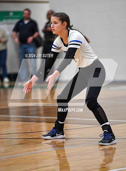 Thumbnail 2 in McMullen County vs Richards (UIL Volleyball 1A Region III Semifinal) photogallery.