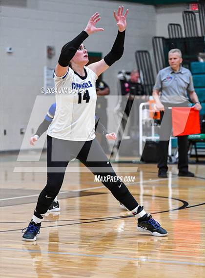 Thumbnail 1 in McMullen County vs Richards (UIL Volleyball 1A Region III Semifinal) photogallery.