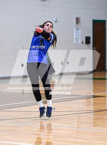 Thumbnail 1 in McMullen County vs Richards (UIL Volleyball 1A Region III Semifinal) photogallery.