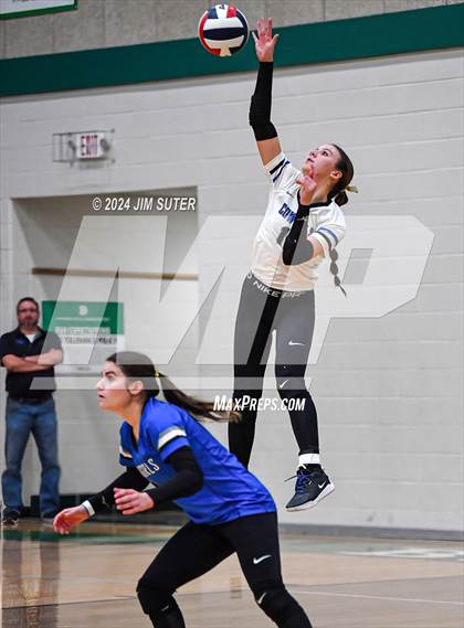 Thumbnail 3 in McMullen County vs Richards (UIL Volleyball 1A Region III Semifinal) photogallery.