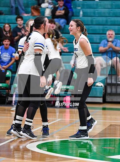 Thumbnail 2 in McMullen County vs Richards (UIL Volleyball 1A Region III Semifinal) photogallery.