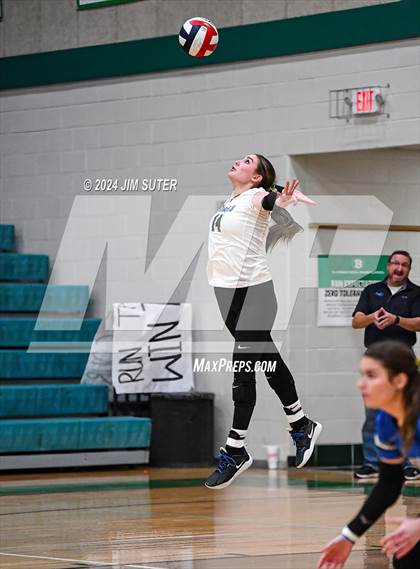 Thumbnail 2 in McMullen County vs Richards (UIL Volleyball 1A Region III Semifinal) photogallery.