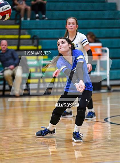Thumbnail 3 in McMullen County vs Richards (UIL Volleyball 1A Region III Semifinal) photogallery.
