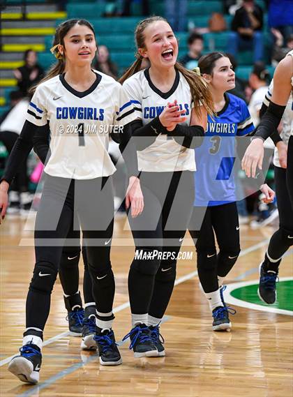 Thumbnail 1 in McMullen County vs Richards (UIL Volleyball 1A Region III Semifinal) photogallery.