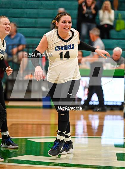 Thumbnail 3 in McMullen County vs Richards (UIL Volleyball 1A Region III Semifinal) photogallery.