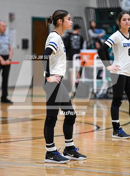 Thumbnail 3 in McMullen County vs Richards (UIL Volleyball 1A Region III Semifinal) photogallery.