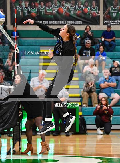 Thumbnail 2 in McMullen County vs Richards (UIL Volleyball 1A Region III Semifinal) photogallery.