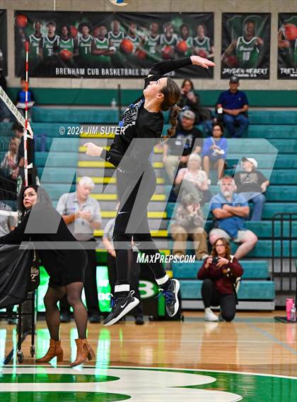 Thumbnail 1 in McMullen County vs Richards (UIL Volleyball 1A Region III Semifinal) photogallery.