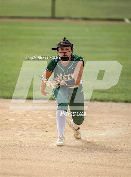 Thumbnail 1 in Lincoln Southeast vs. Gretna photogallery.
