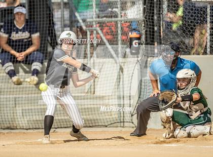 Thumbnail 1 in Lincoln Southeast vs. Gretna photogallery.