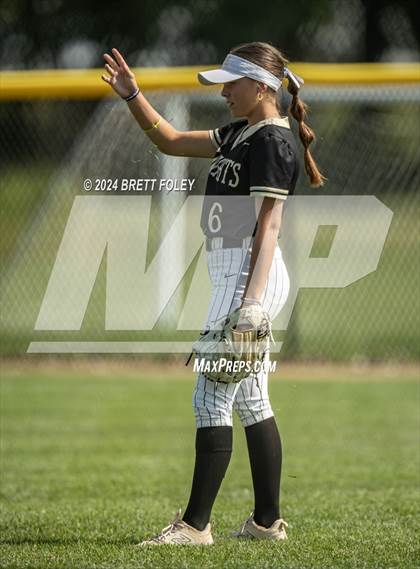 Thumbnail 1 in Lincoln Southeast vs. Gretna photogallery.