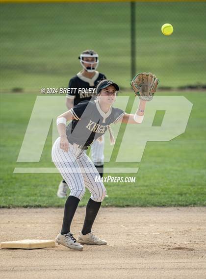 Thumbnail 3 in Lincoln Southeast vs. Gretna photogallery.
