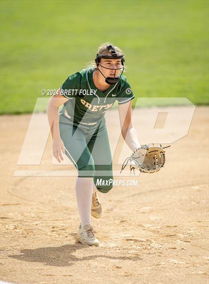 Thumbnail 2 in Lincoln Southeast vs. Gretna photogallery.