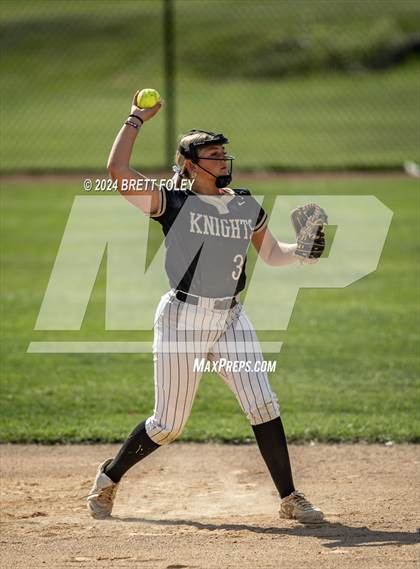 Thumbnail 1 in Lincoln Southeast vs. Gretna photogallery.