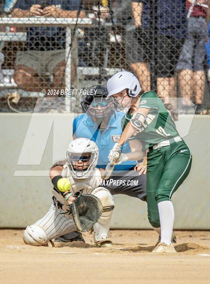 Thumbnail 3 in Lincoln Southeast vs. Gretna photogallery.
