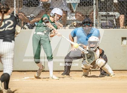 Thumbnail 2 in Lincoln Southeast vs. Gretna photogallery.
