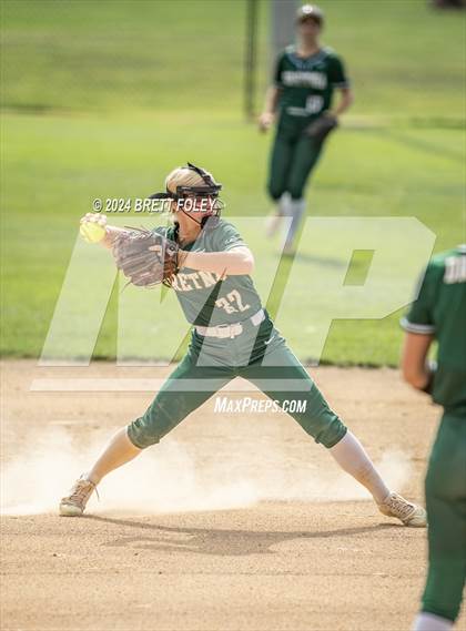 Thumbnail 3 in Lincoln Southeast vs. Gretna photogallery.