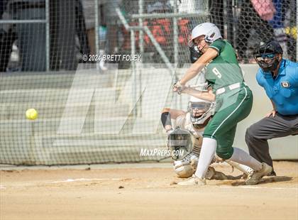 Thumbnail 3 in Lincoln Southeast vs. Gretna photogallery.