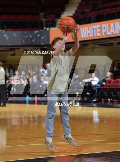 Thumbnail 3 in Rye vs. White Plains (Slam Dunk Showcase) photogallery.