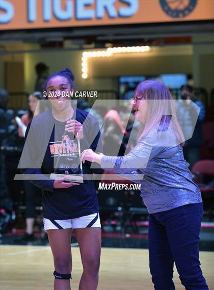 Thumbnail 1 in Rye vs. White Plains (Slam Dunk Showcase) photogallery.