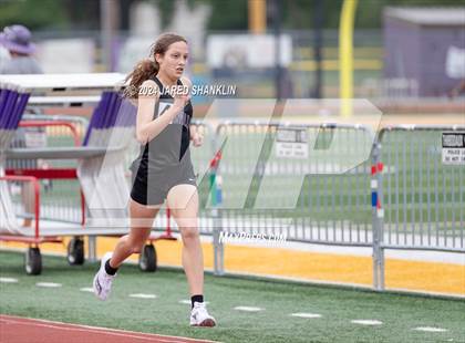 Thumbnail 2 in LHSAA District 7-5A(District Track Meet) photogallery.