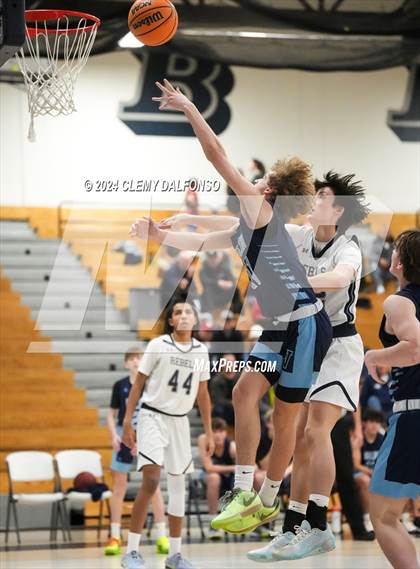 Thumbnail 3 in Valor Christian @ Columbine photogallery.