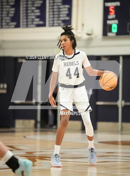Thumbnail 1 in Valor Christian @ Columbine photogallery.