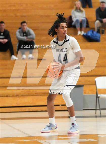 Thumbnail 1 in Valor Christian @ Columbine photogallery.