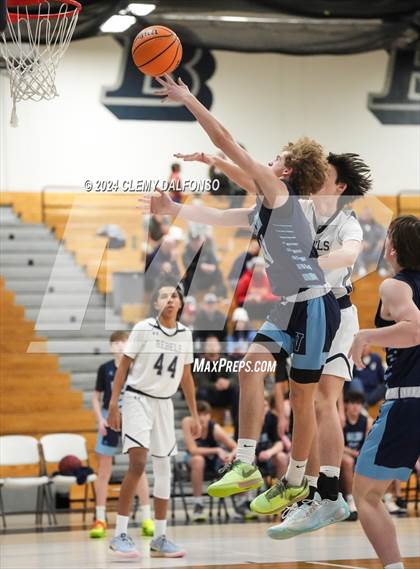 Thumbnail 2 in Valor Christian @ Columbine photogallery.