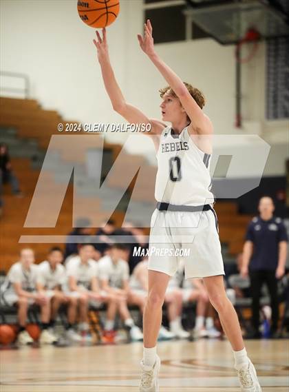 Thumbnail 1 in Valor Christian @ Columbine photogallery.