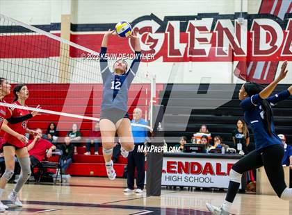 Thumbnail 1 in Glendale vs Chatsworth (CIF State Division 4 Regional Finals) photogallery.
