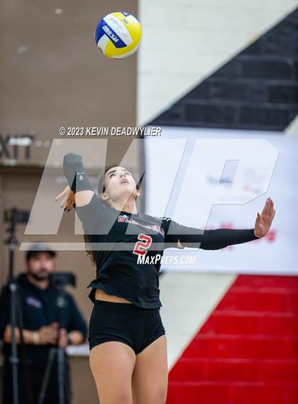 Thumbnail 1 in Glendale vs Chatsworth (CIF State Division 4 Regional Finals) photogallery.