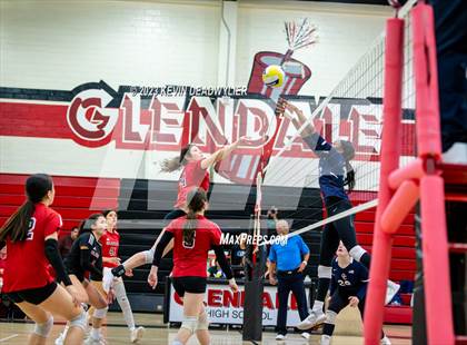 Thumbnail 3 in Glendale vs Chatsworth (CIF State Division 4 Regional Finals) photogallery.