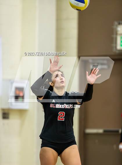 Thumbnail 1 in Glendale vs Chatsworth (CIF State Division 4 Regional Finals) photogallery.
