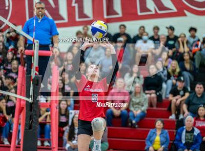 Thumbnail 2 in Glendale vs Chatsworth (CIF State Division 4 Regional Finals) photogallery.