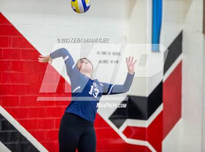 Thumbnail 2 in Glendale vs Chatsworth (CIF State Division 4 Regional Finals) photogallery.
