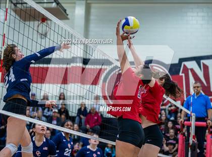 Thumbnail 1 in Glendale vs Chatsworth (CIF State Division 4 Regional Finals) photogallery.