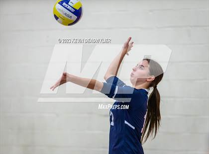 Thumbnail 3 in Glendale vs Chatsworth (CIF State Division 4 Regional Finals) photogallery.