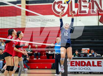 Thumbnail 1 in Glendale vs Chatsworth (CIF State Division 4 Regional Finals) photogallery.