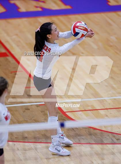 Thumbnail 2 in Lambert vs. Walton (GHSA 7A Semifinal) photogallery.