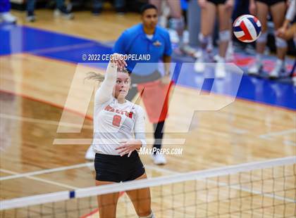 Thumbnail 1 in Lambert vs. Walton (GHSA 7A Semifinal) photogallery.